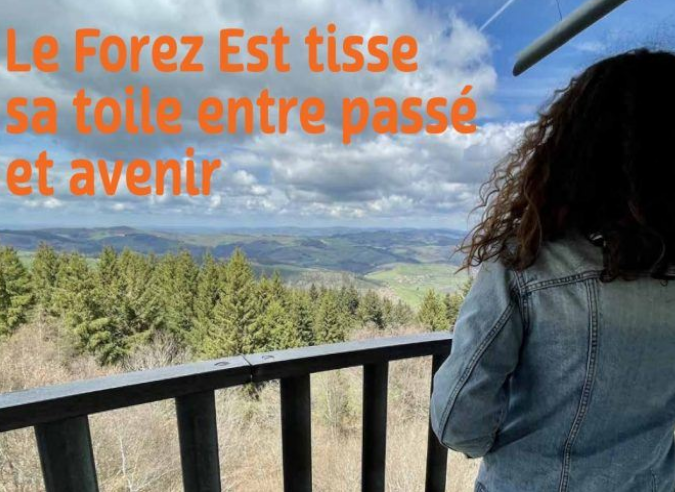 Sur le GR® de pays “Terre de Tisseurs en Forez” avec le magazine “Balades” 