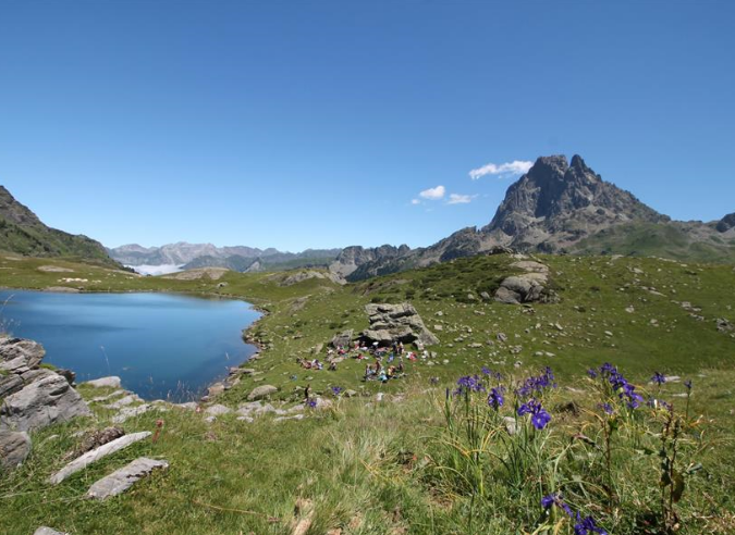 Des microplastiques dans l’ ”air pur” des montagnes Des microplastiques dans l’ ”air pur” des montagnes