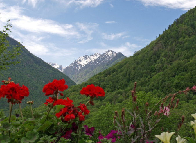 GR® 10 : un appel à dons pour restaurer la cabane de Clarans (Ariège) 