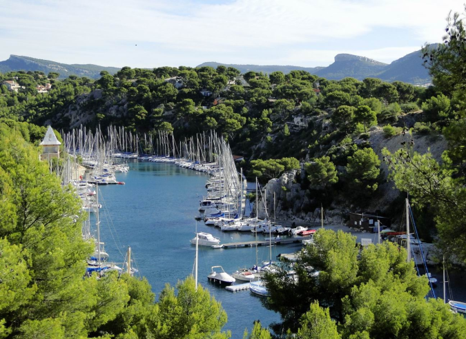 Calanques de Marseille : bilan de l’opération “ Sugiton réservation” en 2022 Calanques de Marseille : bilan de l’opération “ Sugiton réservation” en 2022