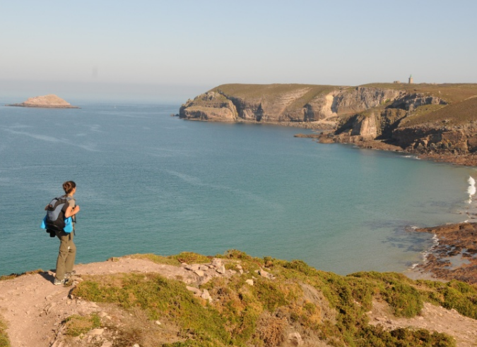 L’inéluctable érosion du littoral breton menace le GR® 34