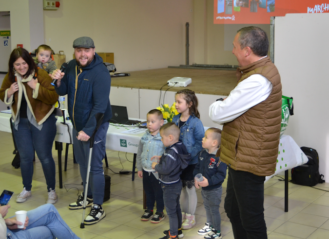 La famille Jumelle randonne... en famille près d’Épernay en Champagne