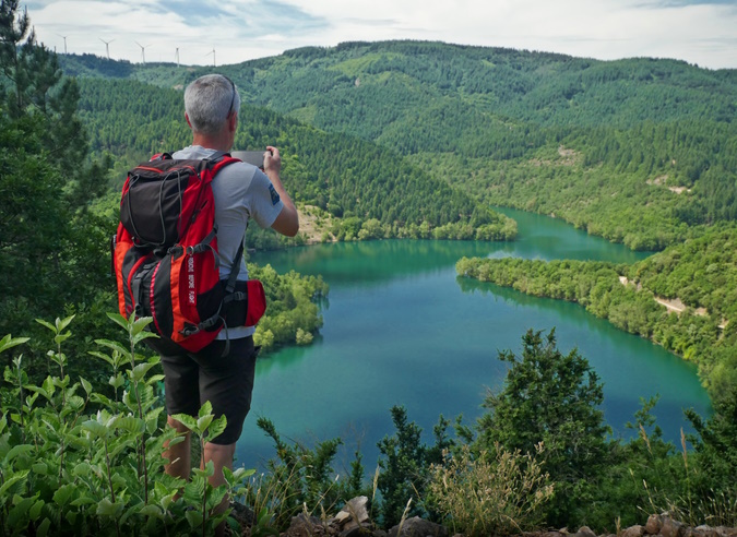 Nouveau : le GR® de Pays « Entre deux lacs Avène-Salagou » dans l’Hérault 