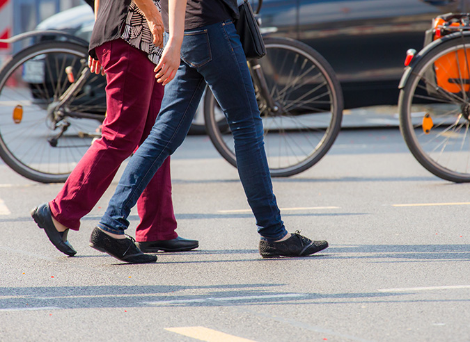 Cohabitation cyclistes/piétons :  comment mettre fin à un mariage forcé ?