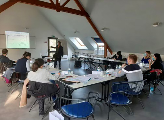 photo-formation-credit-ffrandonnee photo-formation-credit-ffrandonnee