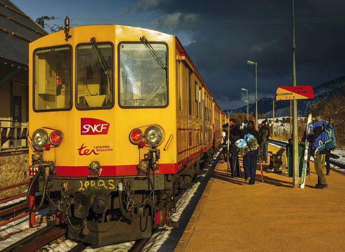 Dans les Pyrénées catalanes, le Train Jaune est remis en service