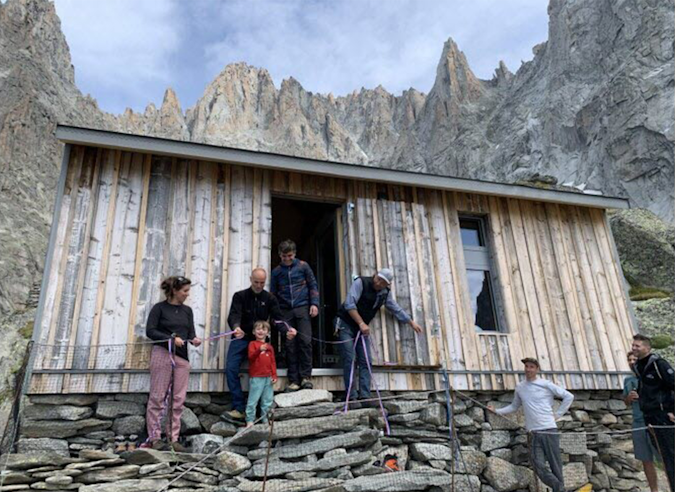 Haute-Savoie : le refuge de la Charpoua a été inauguré après sa reconstruction