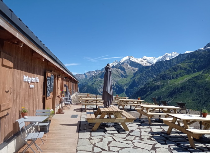 Le refuge des Prés : un nouvel hébergement du Val Montjoie – Les Contamines