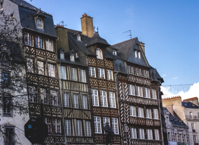 Randonnée urbaine à Rennes en suivant le GR® 39 Randonnée urbaine à Rennes en suivant le GR® 39