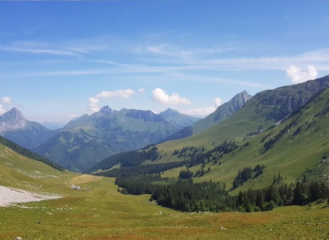 L'entretien des sentiers dans les Bauges – reportage 