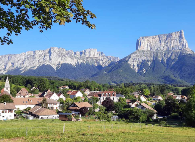 Une journée sans voiture sur une route du Vercors ! Une journée sans voiture sur une route du Vercors !