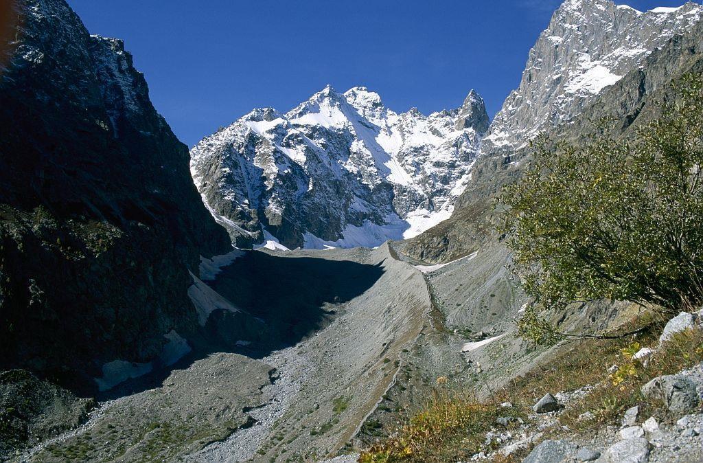  Avec le réchauffement climatique, les Alpes s’effondrent