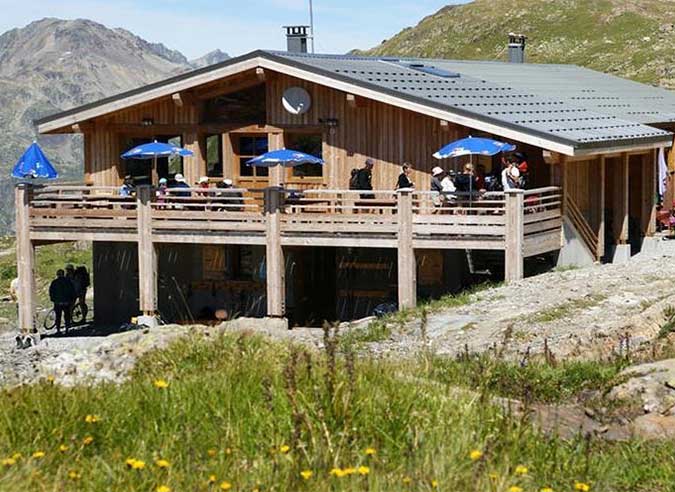 refuge-etendard-savoie-cherche-gardien