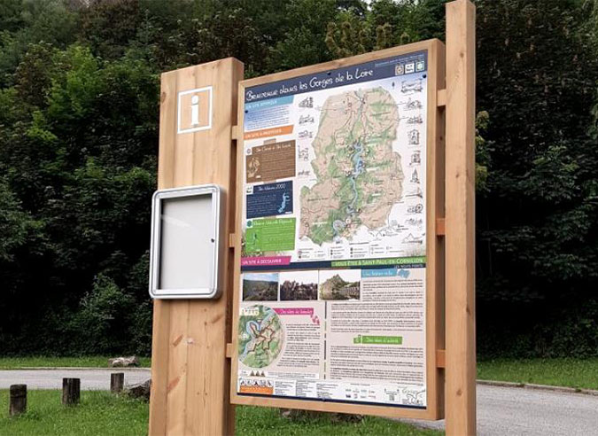 nouvelle-signaletique-sentiers-gorges-loire nouvelle-signaletique-sentiers-gorges-loire