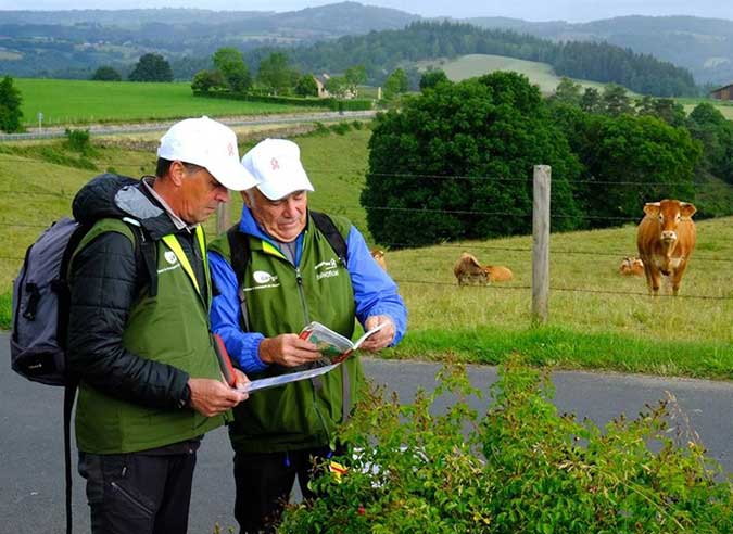 chantier-balisage-gorges-truyere-cantal chantier-balisage-gorges-truyere-cantal