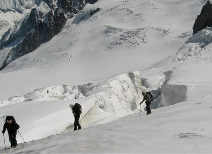 Les-guides-de-montagne-reprennent-leur-activité Les-guides-de-montagne-reprennent-leur-activité